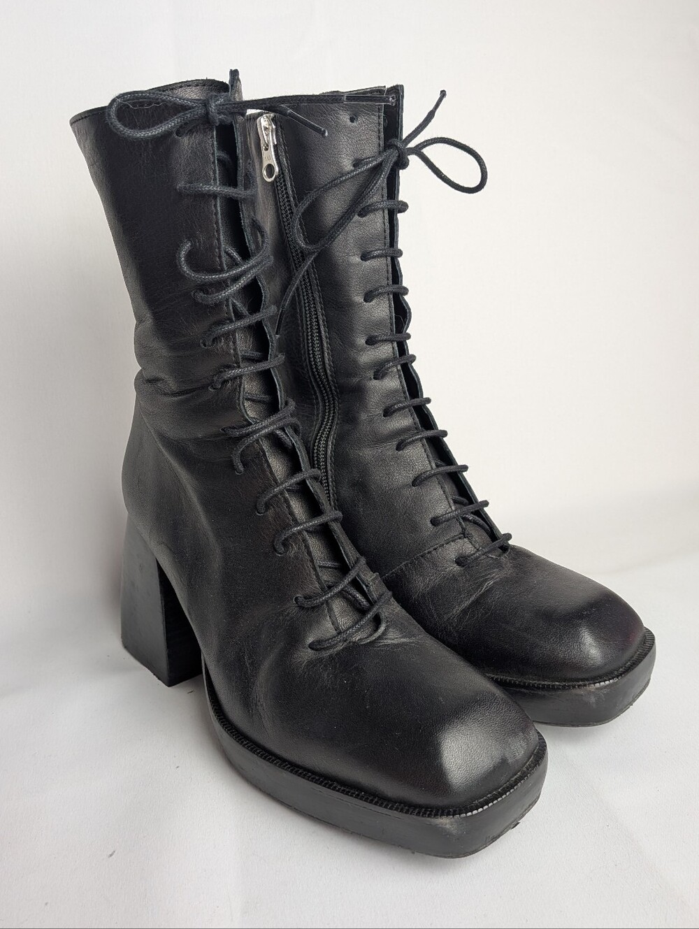 L'INTERVALLE Leather Chunky Heel Boots Size 37 = 6.5, 7 US Made In Spain Lace Up
